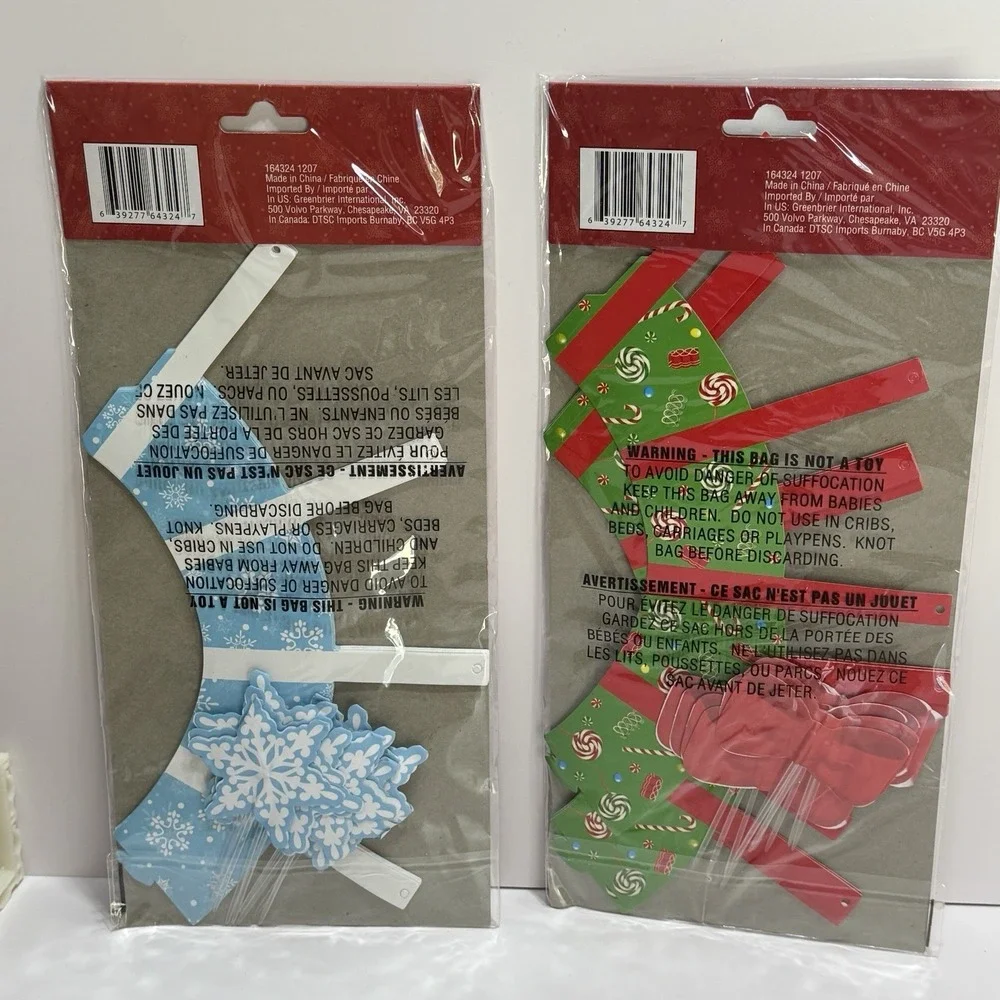 8 Pc Poinsettia Holiday Cookie Boxes Treat gift Box Christmas Cupcake Trays